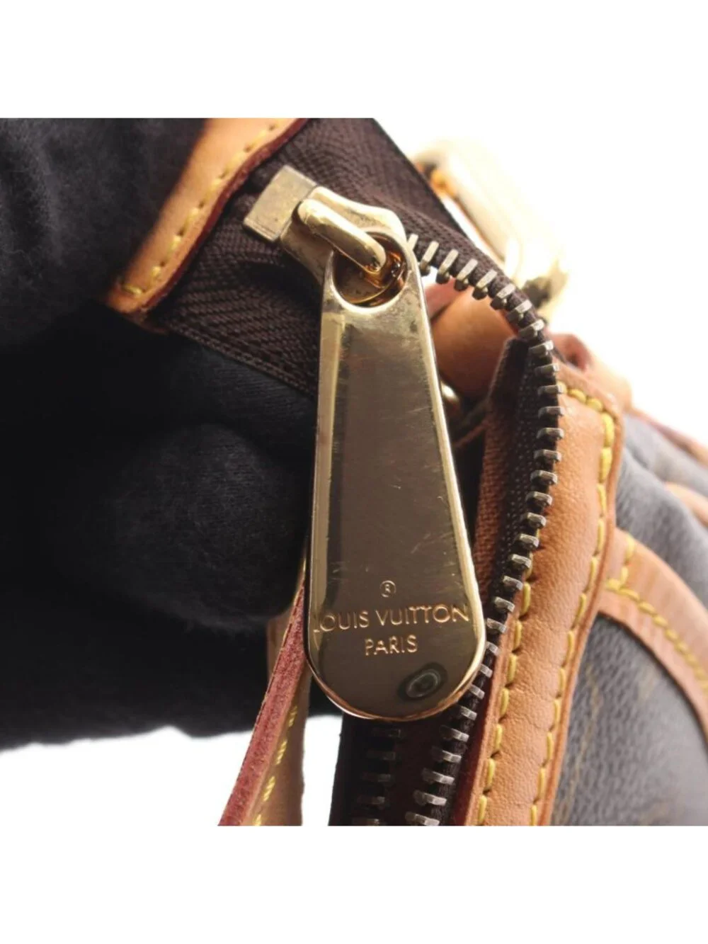 Louis Vuitton Shoulder Bag Tulum GM Leather